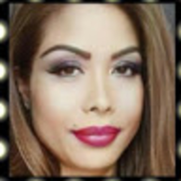 Meet your Posher, Charmain - Picture 1 of 1